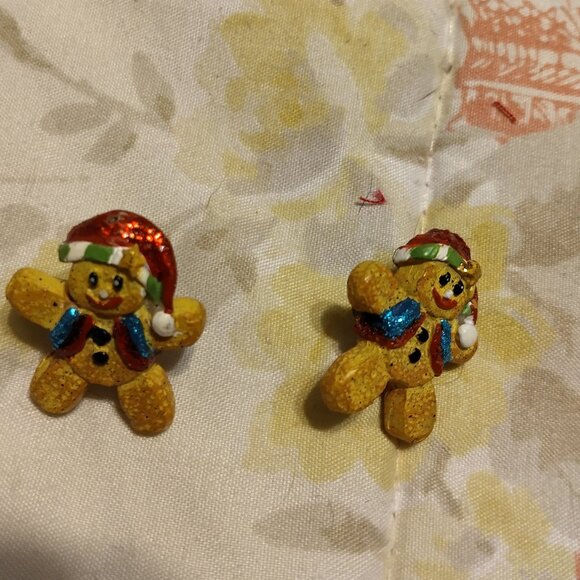 Mr. Christmasfinal price no more discounts pls str Jewelry - SUPER CUTE gingerbread man earringsfinal price no more discounts pls struggling